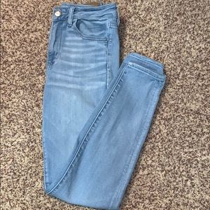 american eagle high waisted jeans